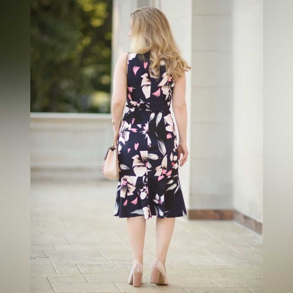 Vince Camuto Navy Floral Midi Dress Romantic Cottage Garden Party Ruffle Hem 16 - Picture 2 of 7
